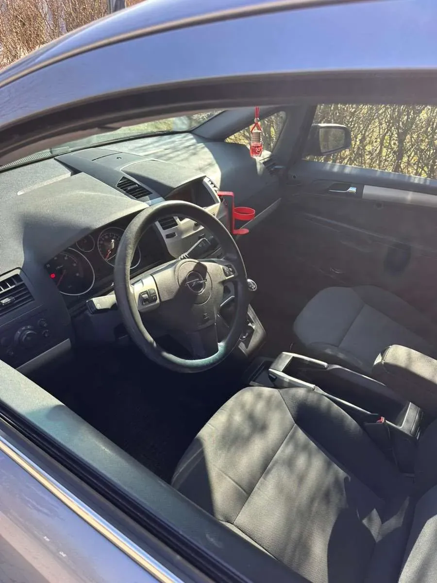 Opel Zafira 2008 photo 3