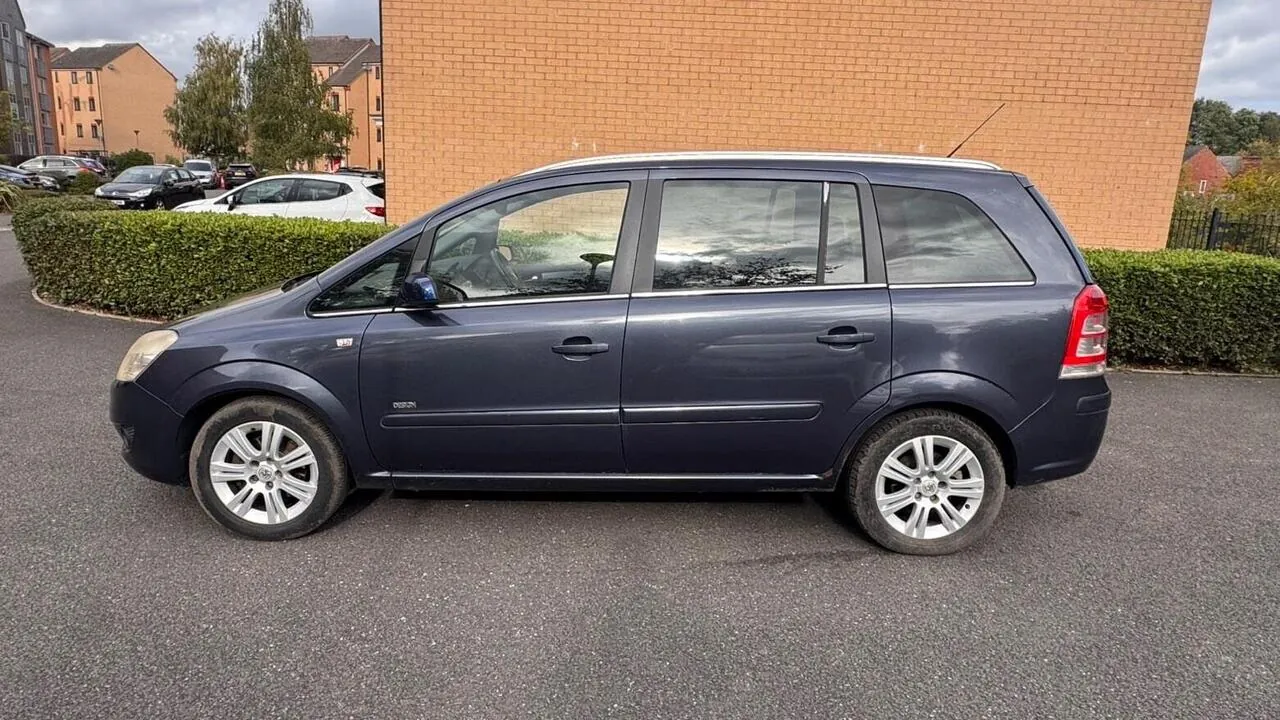 Vauxhall Zafira 2008 photo 3