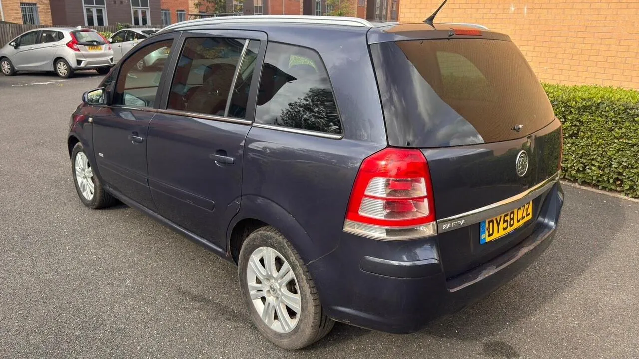 Vauxhall Zafira 2008 photo 4