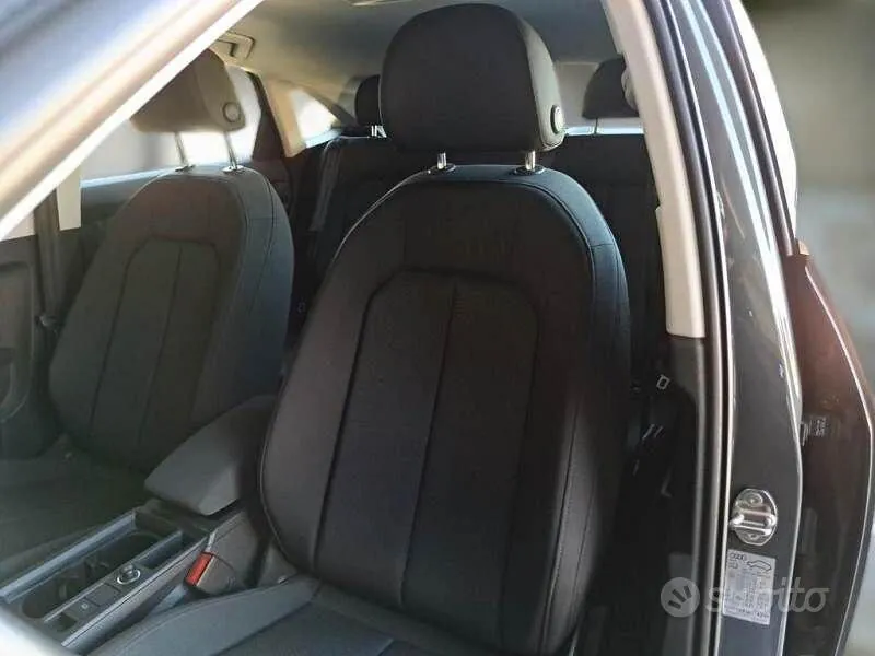 Audi Q3 2022 photo 3