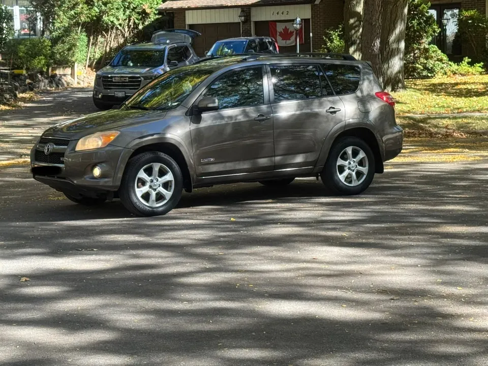 Toyota Rav4 2009 photo 3