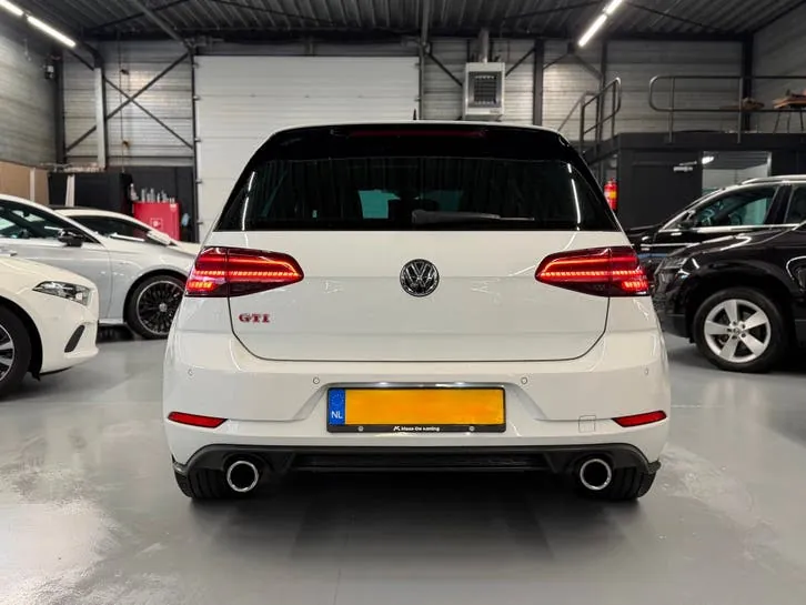 Volkswagen Golf 2019 photo 3