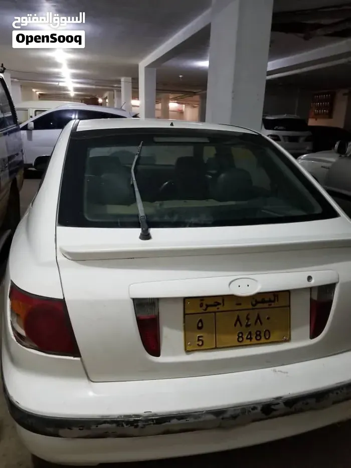 Hyundai Elantra 2003 photo 3