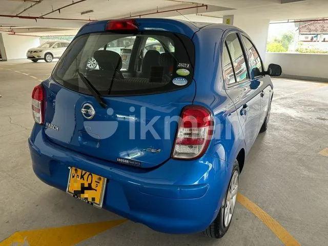 Nissan March 2011 photo 4