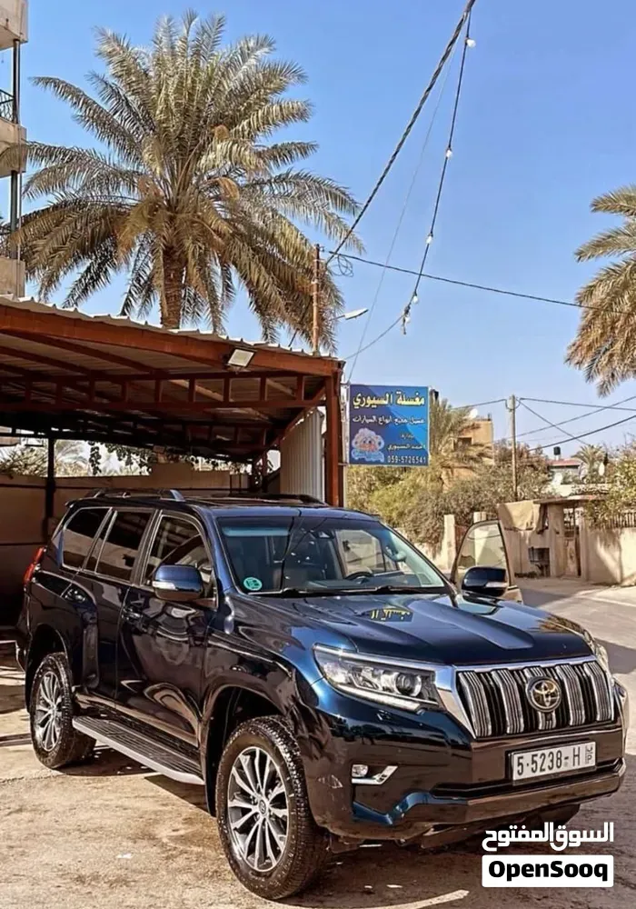 Toyota Land Cruiser 2018 photo 2