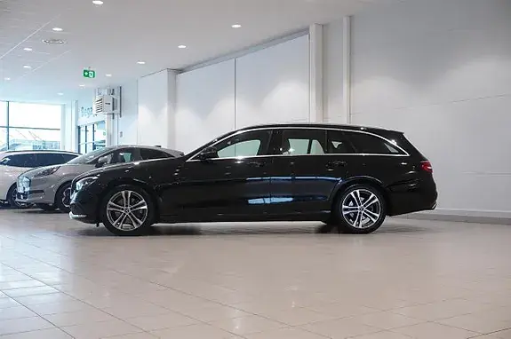 Mercedes-Benz E 220 2021 photo 5