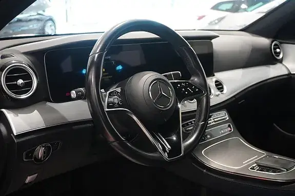 Mercedes-Benz E 220 2021 photo 2