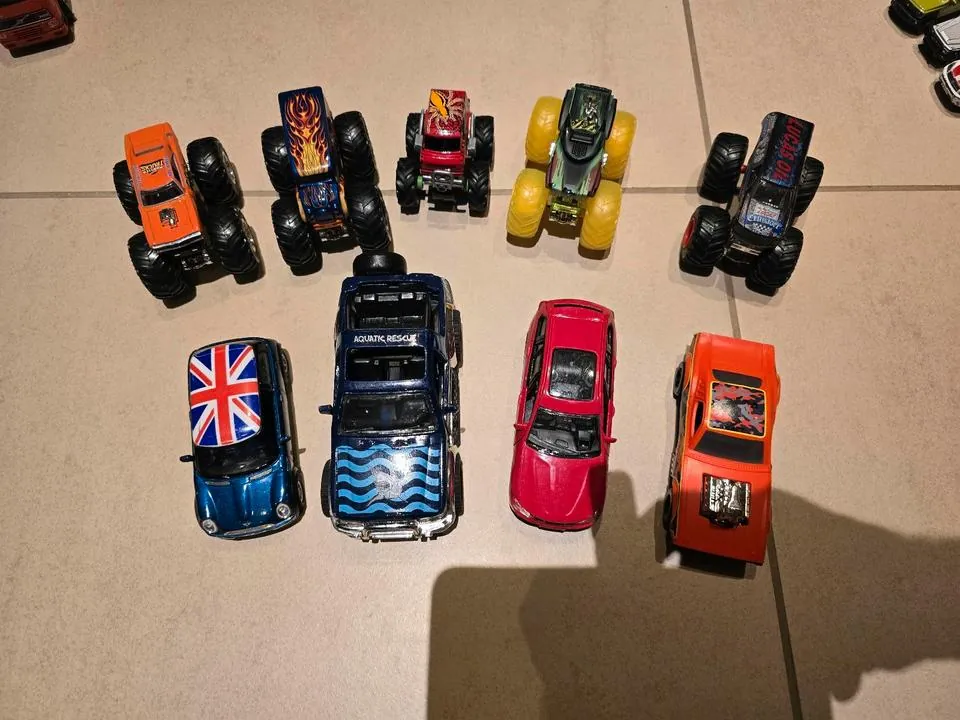 Matchbox Autos
