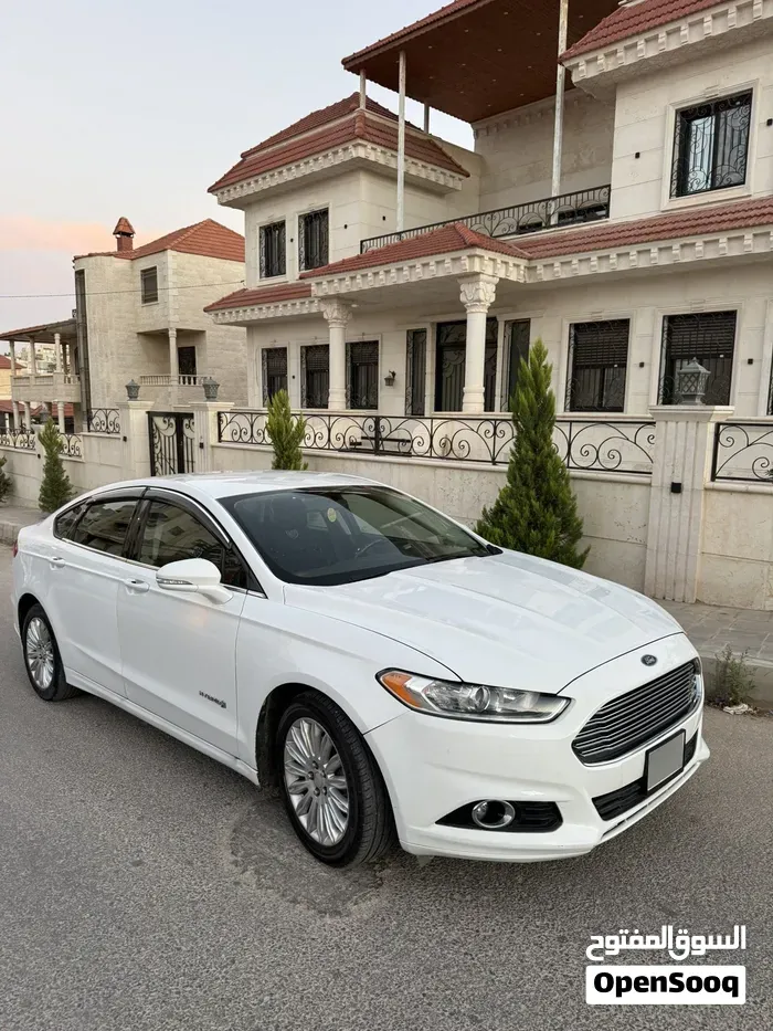 Ford Fusion 2013 photo 3