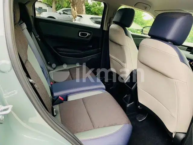 Honda Vezel 2025 photo 4