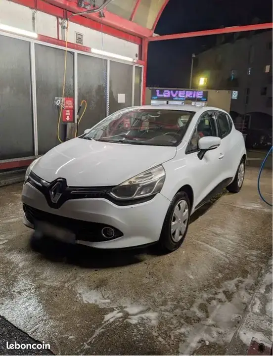 Renault Clio 2015 photo 3