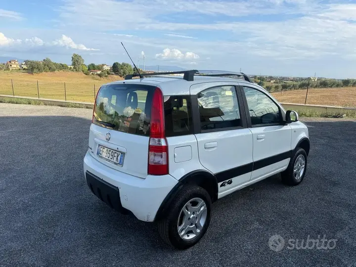 Fiat Panda 2011 photo 3