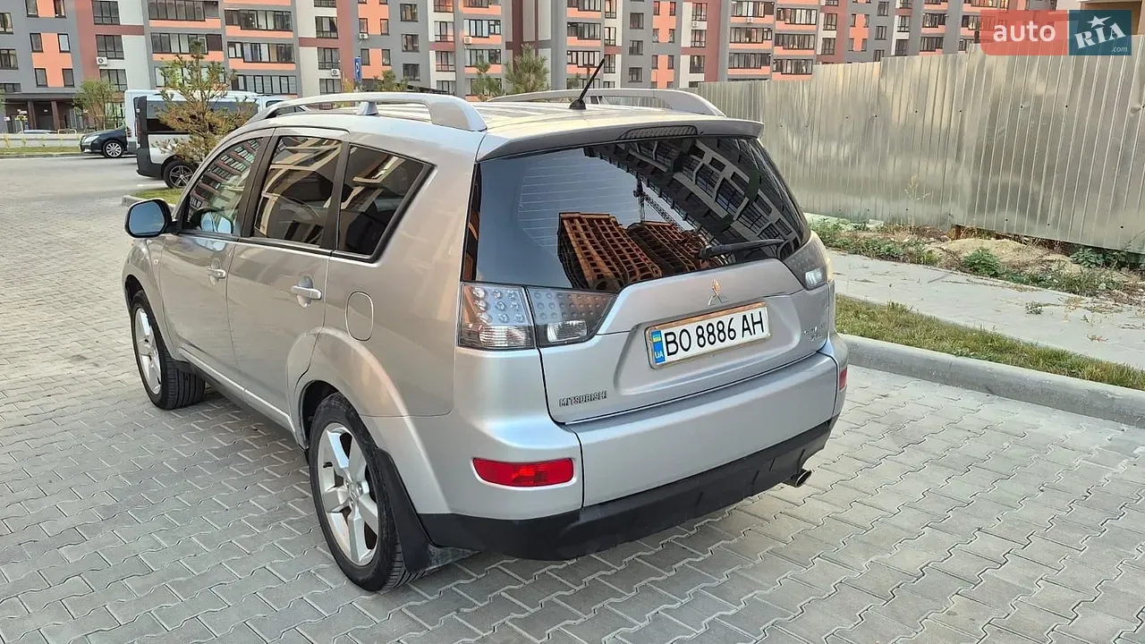 Mitsubishi Outlander 2008 photo 3