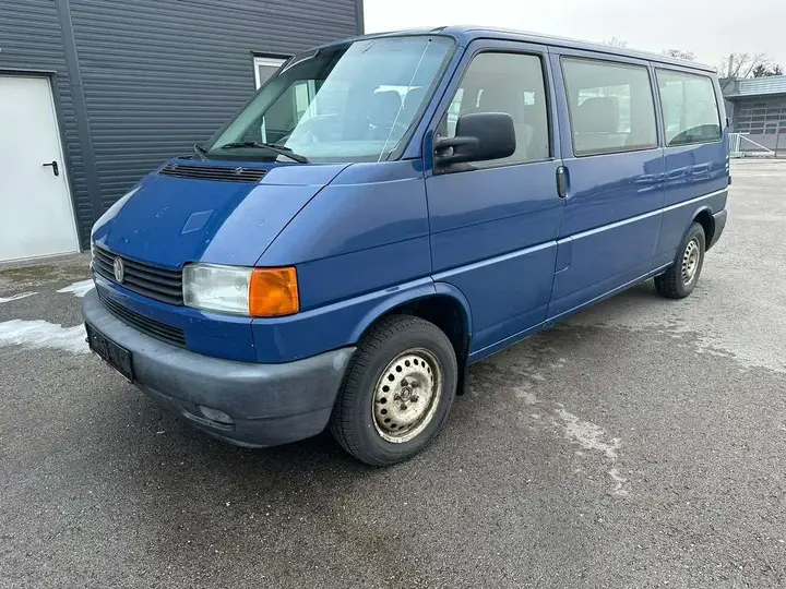 Volkswagen T4 2001 photo 2