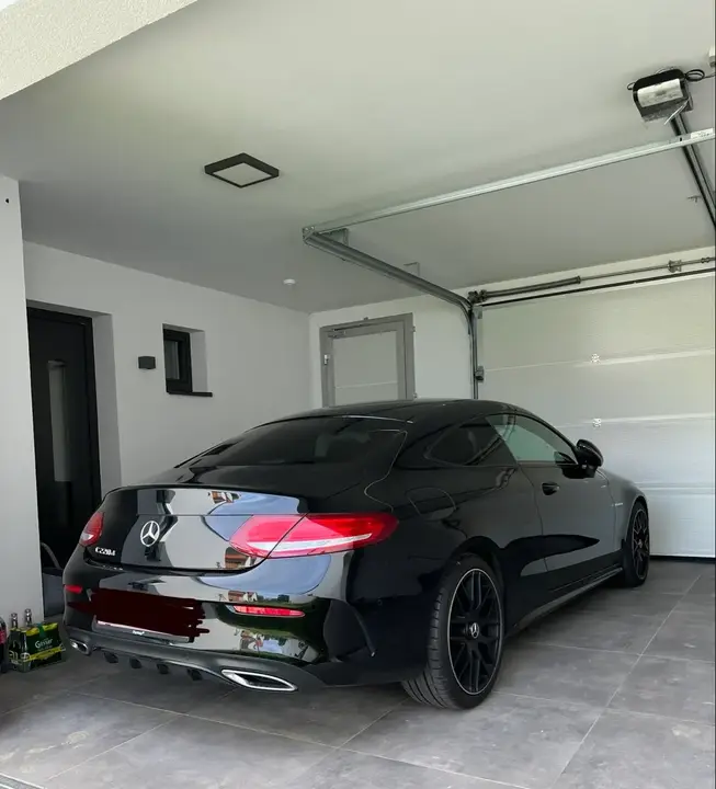 Mercedes-Benz C-Class 2016 photo 2