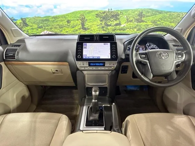 Toyota Land Cruiser Prado 2022 photo 2