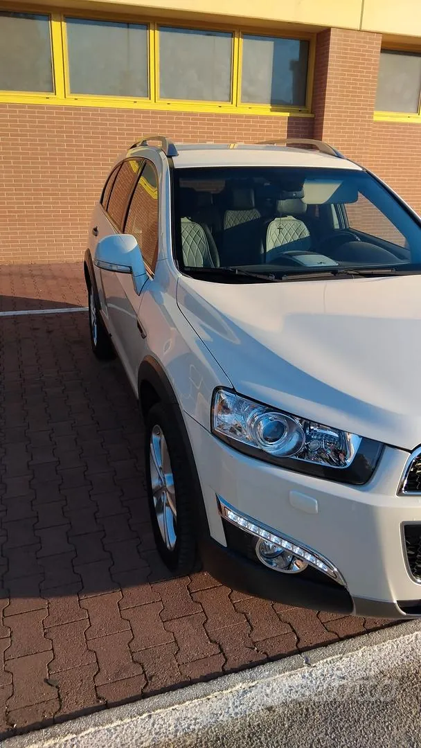 Chevrolet Captiva 2012 photo 3