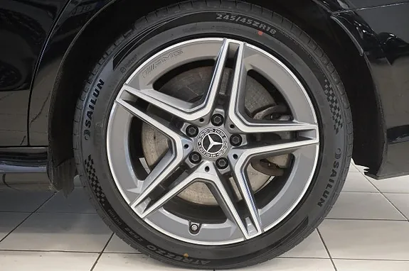 Mercedes-Benz E300 2023 photo 4