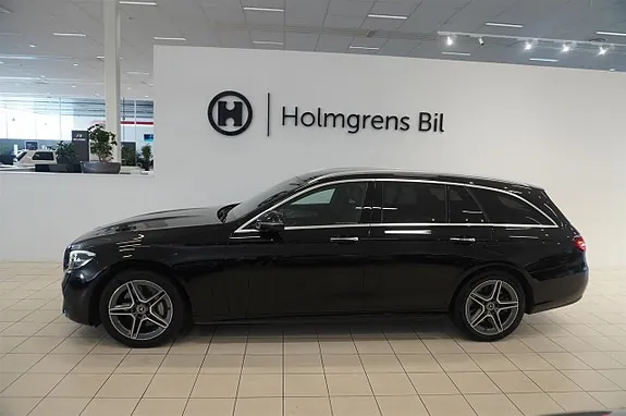 Mercedes-Benz E300 2023 photo 3