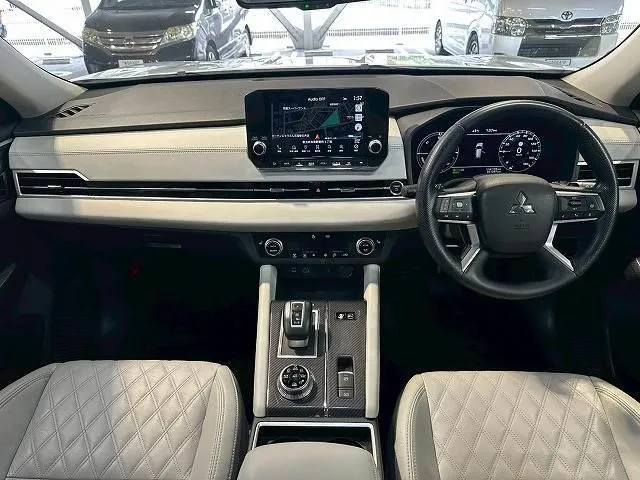 Mitsubishi Outlander 2022 photo 3