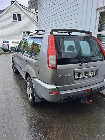 Nissan X-Trail 2003 photo 3