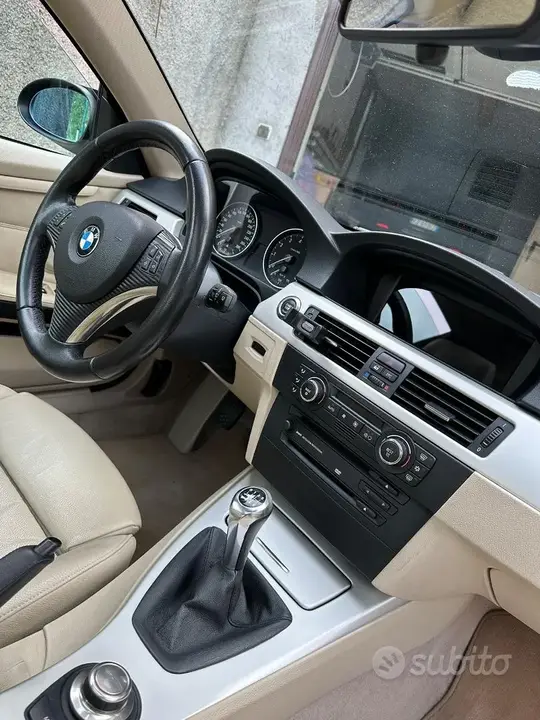 BMW 330I 2006 photo 4