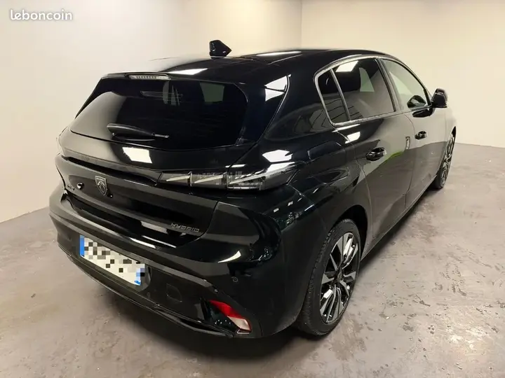 Peugeot 308 2026 photo 2