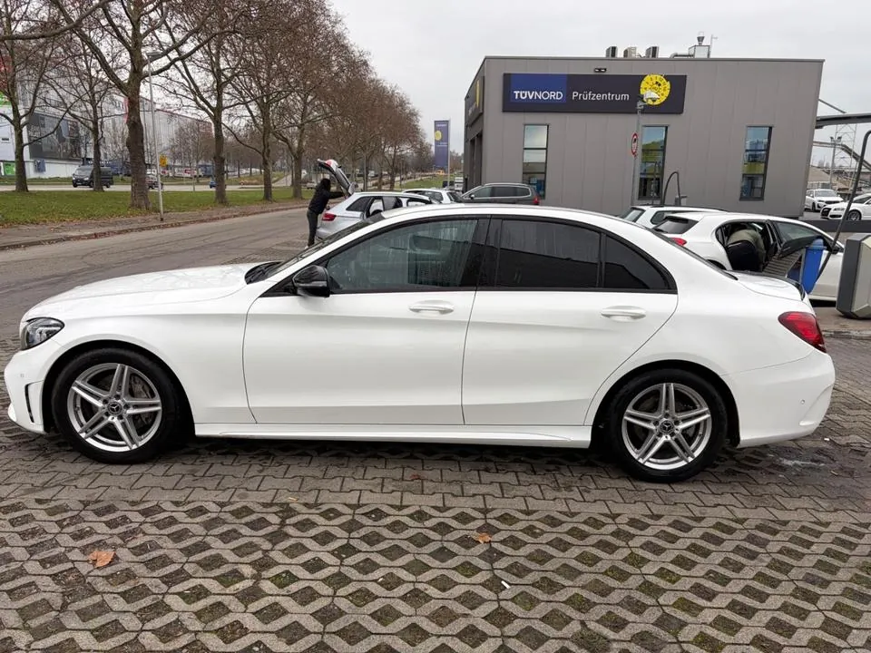Mercedes-Benz C 200