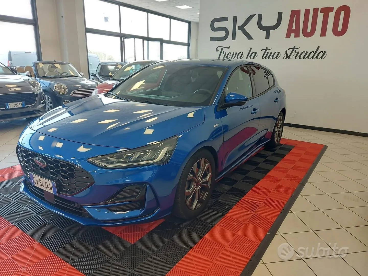 Ford Focus 2024 photo 2