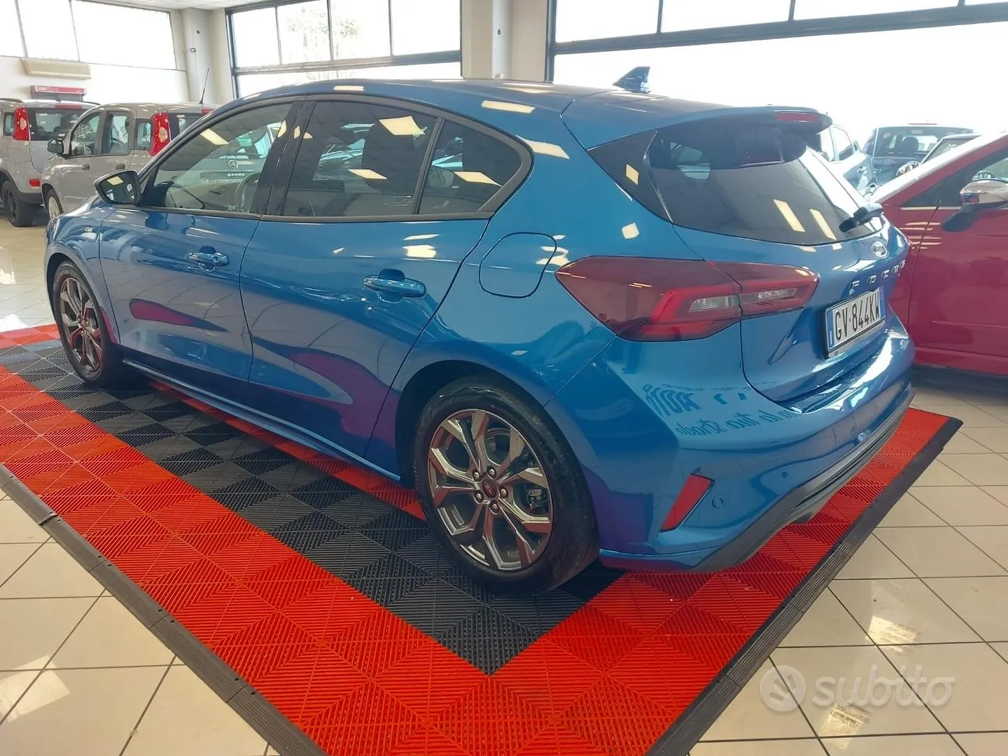 Ford Focus 2024 photo 4