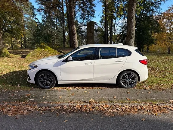 BMW 118I 2023 photo 5