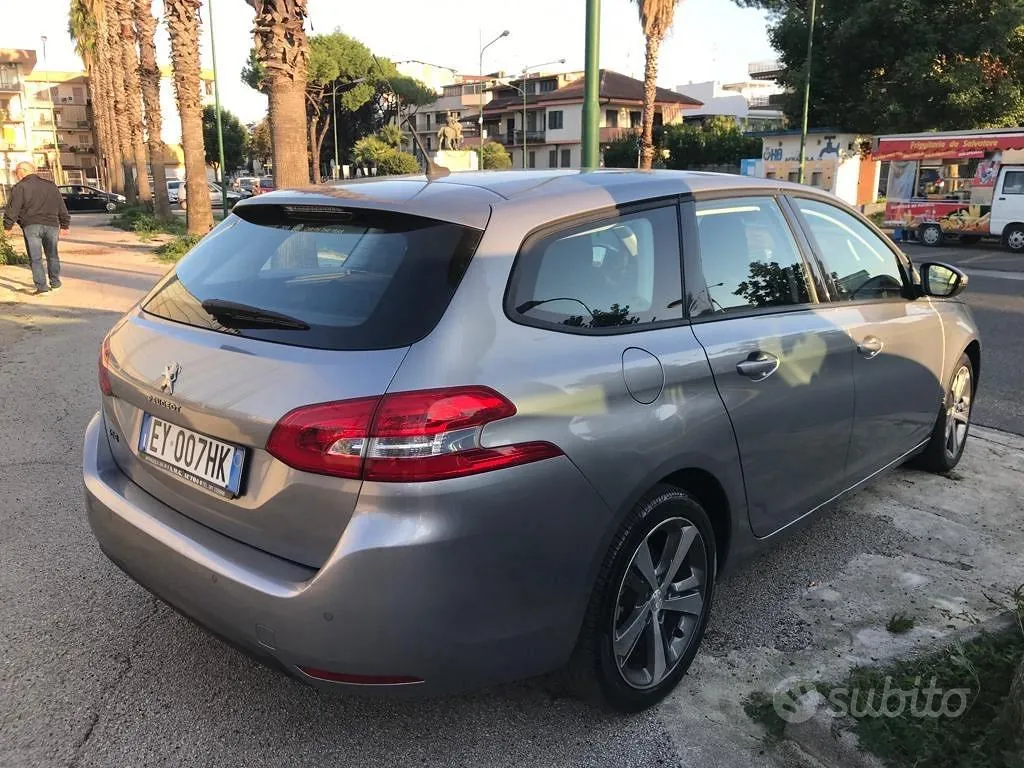 Peugeot 308 2015 photo 4