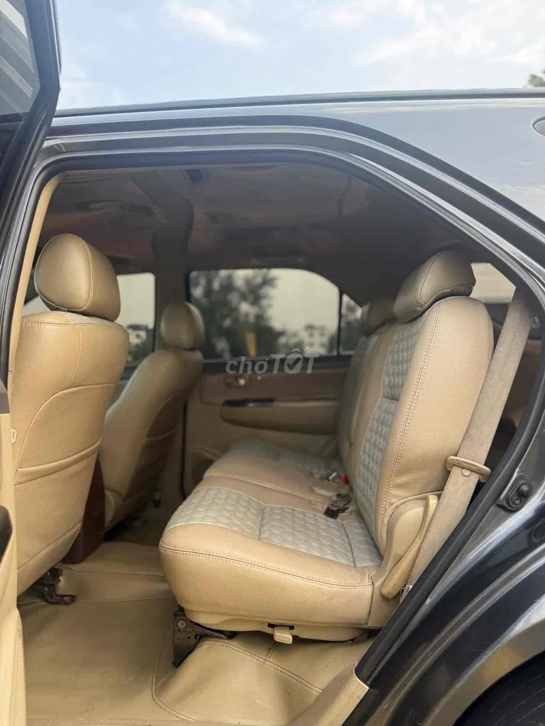 Toyota Fortuner 2014 photo 3