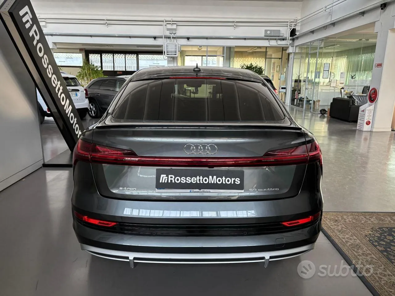 Audi Q8 E-Tron 2021 photo 4