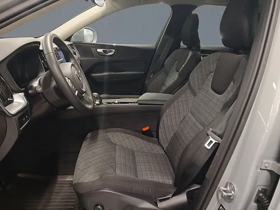 Volvo Xc60 2025 photo 5