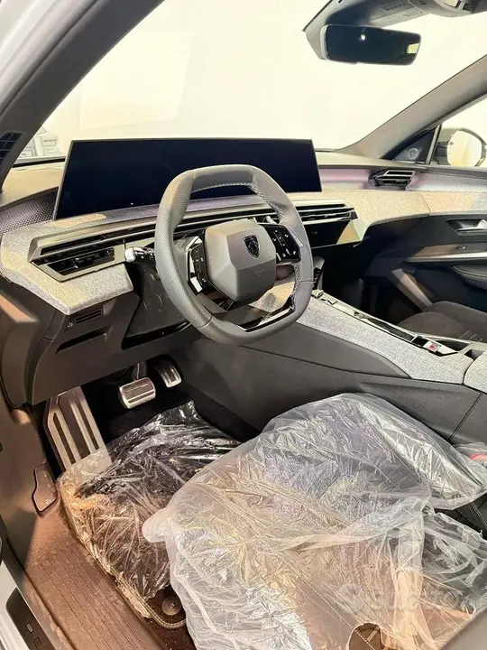 Peugeot 3008 2025 photo 3