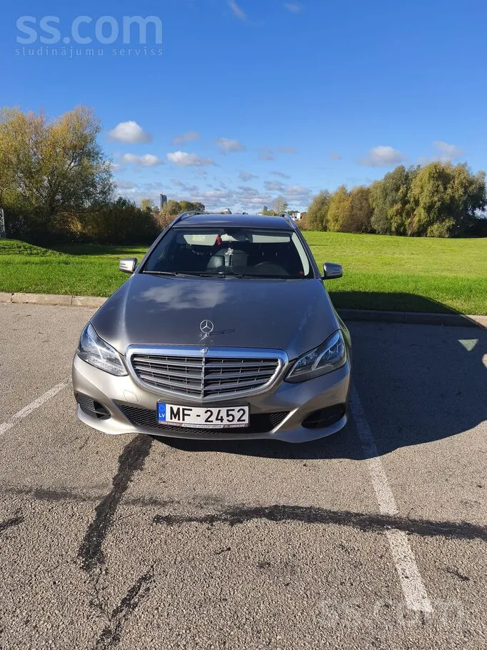Mercedes-Benz E200 2013 photo 5