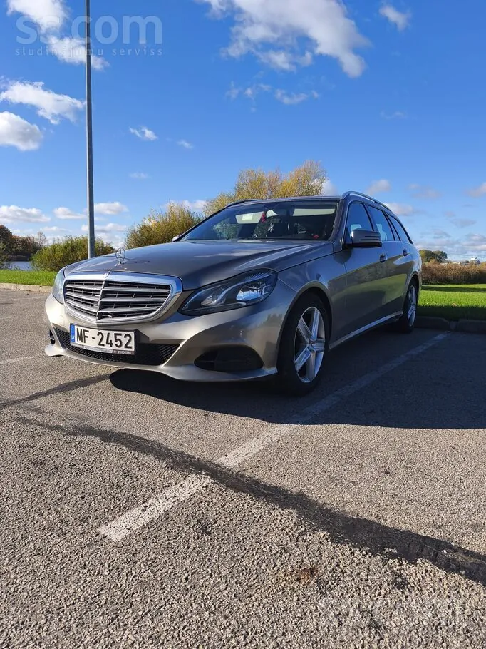 Mercedes-Benz E200 2013 photo 2