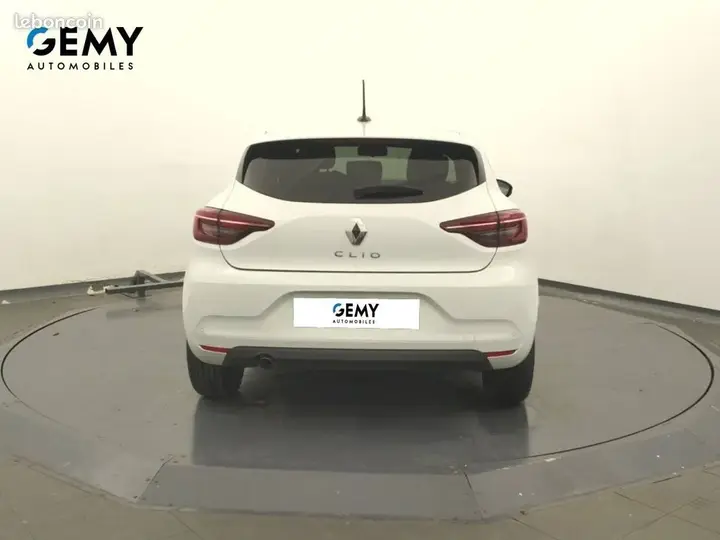 Renault Clio 2023 photo 5