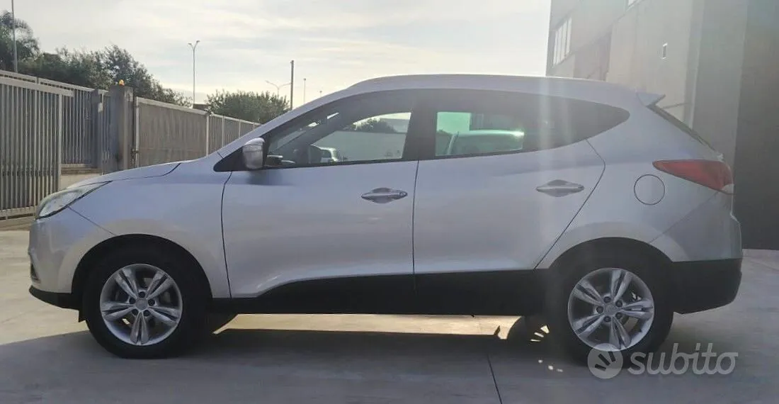 Hyundai Ix35 2011 photo 3