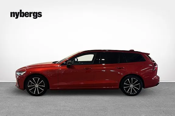 Volvo V60 2025 photo 2