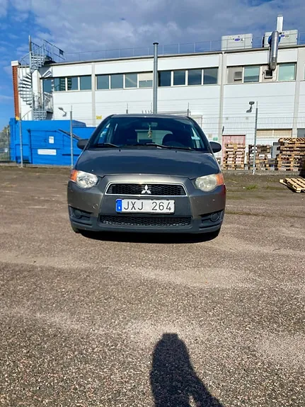 Mitsubishi Colt 2009 photo 3