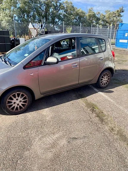Mitsubishi Colt 2009 photo 5