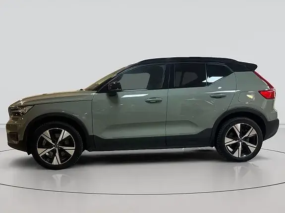 Volvo Xc40 2022 photo 2