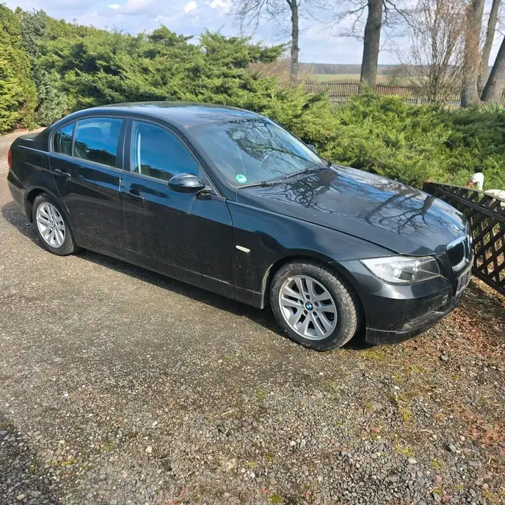 BMW 318I