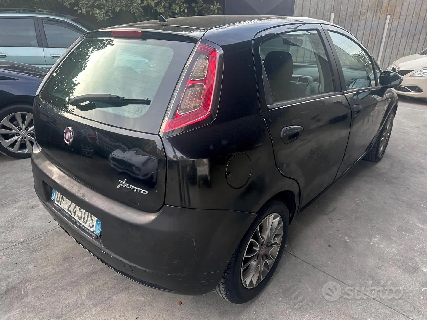 Fiat Grande Punto 2006 photo 4