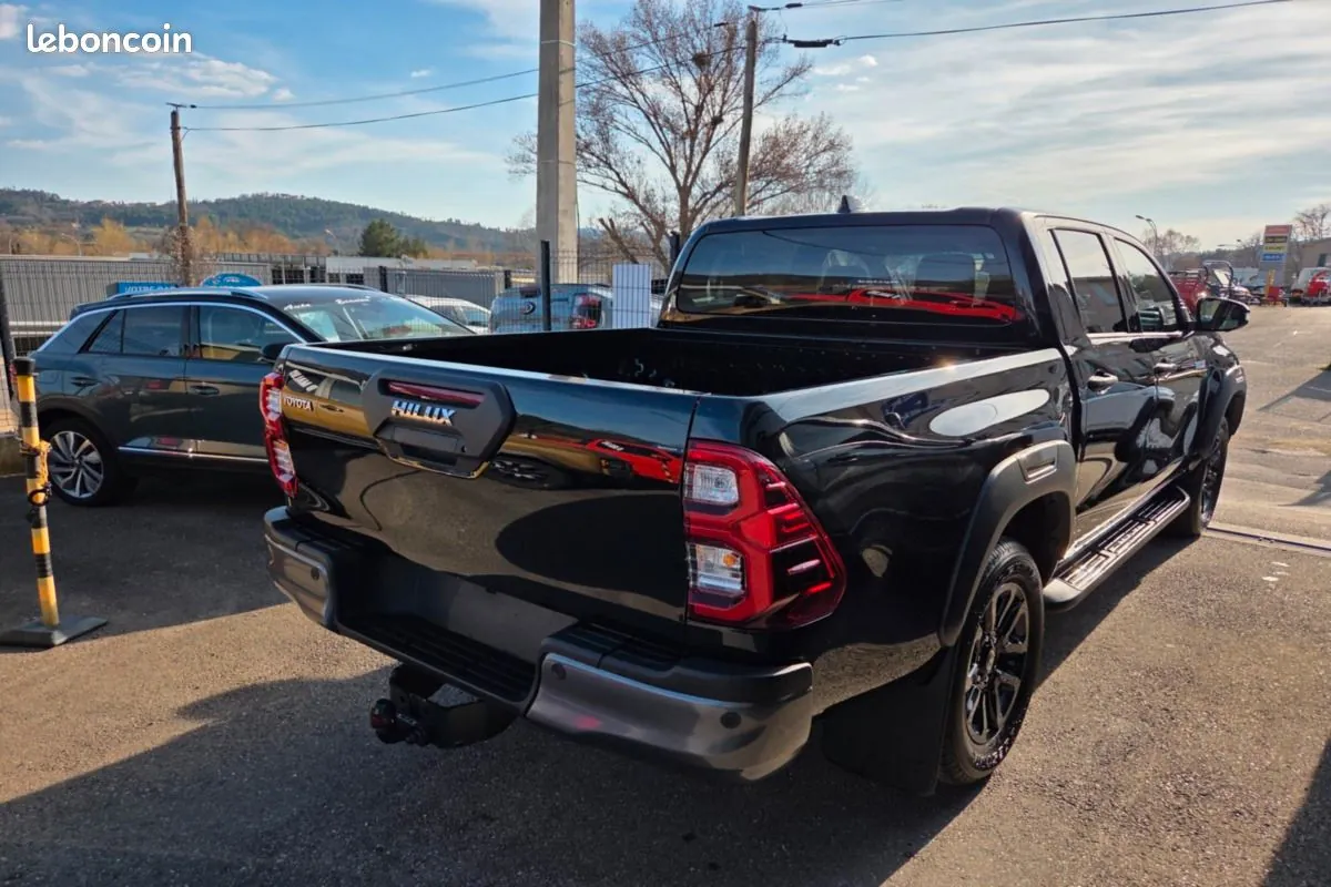 Toyota Hilux 2026 photo 4