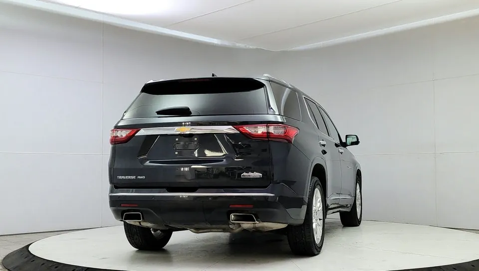 Chevrolet Traverse 2021 photo 5