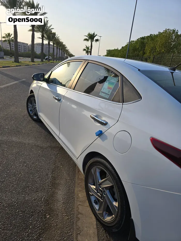 Hyundai Accent 2023 photo 2