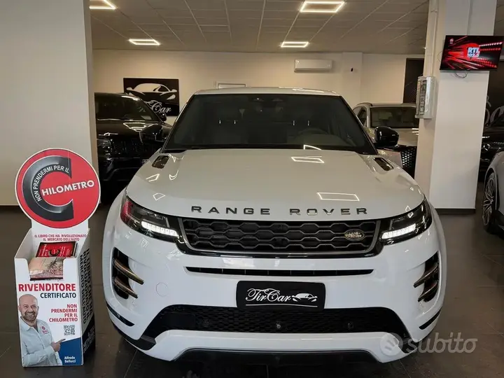 Land Rover Evoque 2021 photo 2